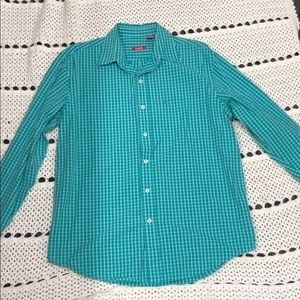 ⬇️sale⬇️Men’s izod button down long sleeve shirt